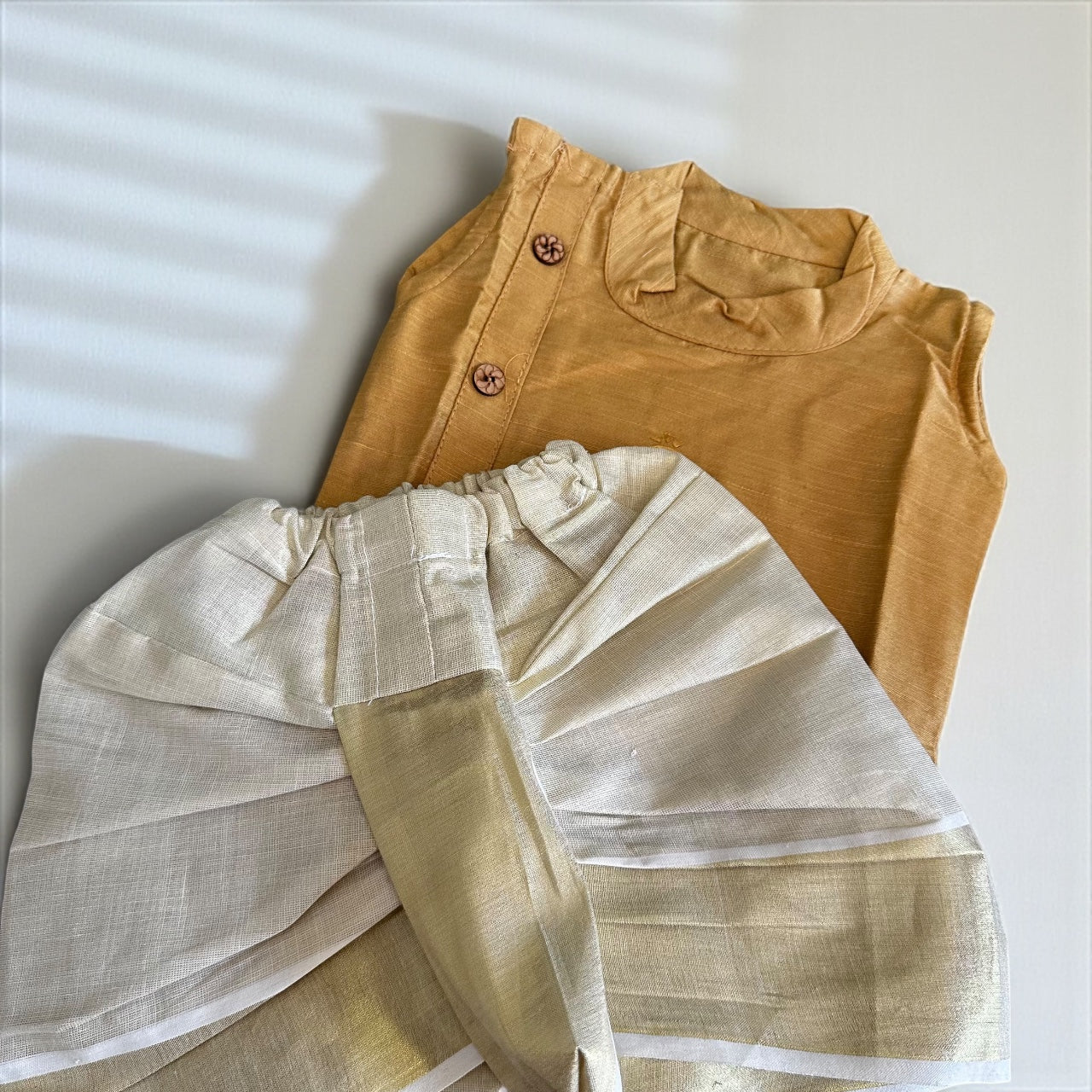 Golden Ganesha Boys Noolukettu Set