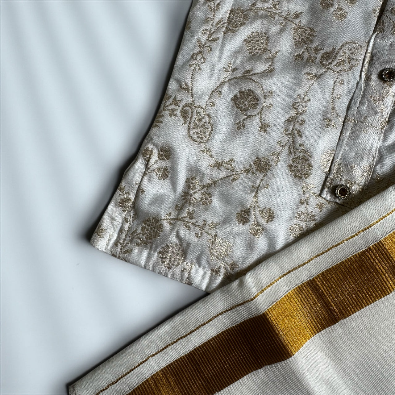 Ivory Gold Kurta & Mund Set