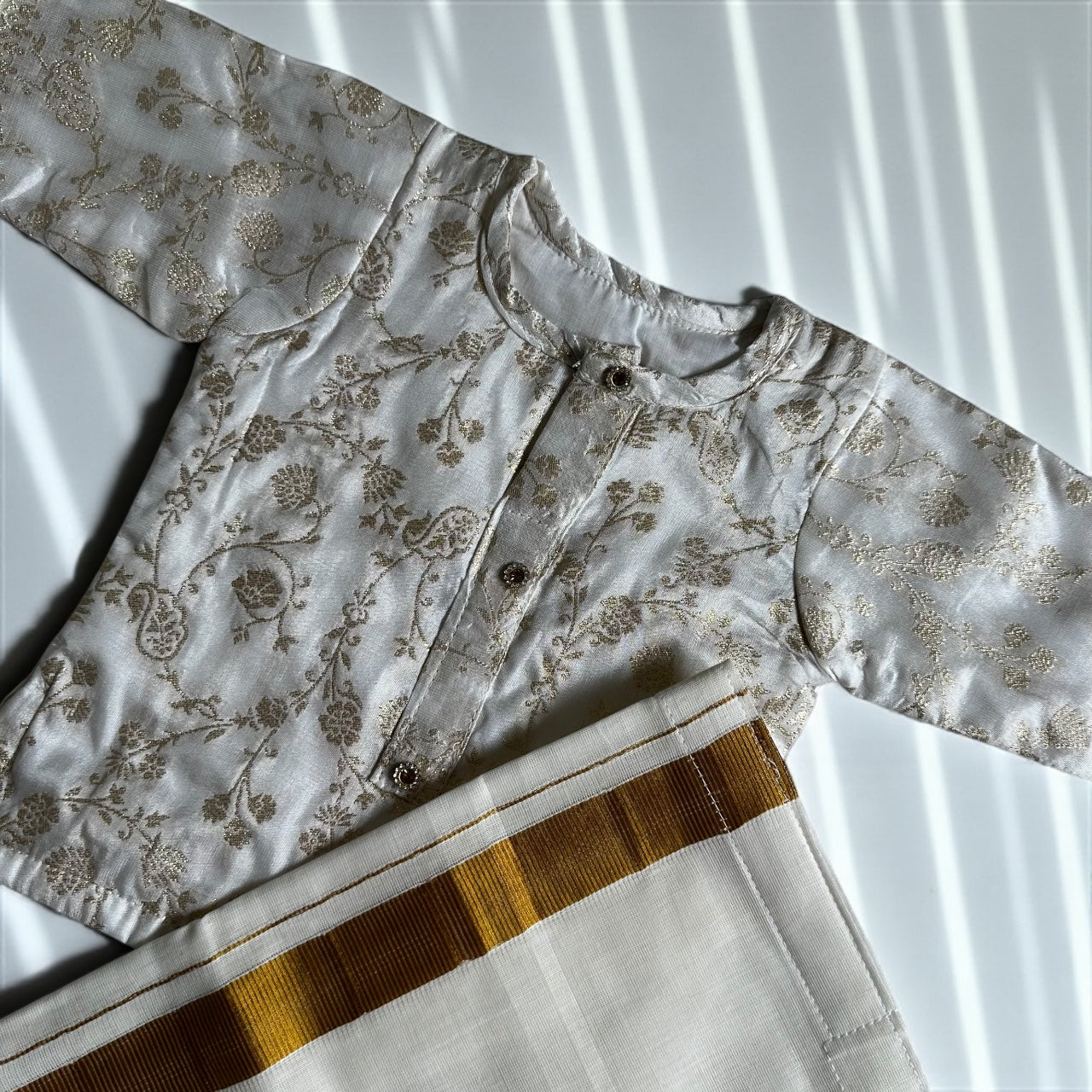 Ivory Gold Kurta & Mund Set