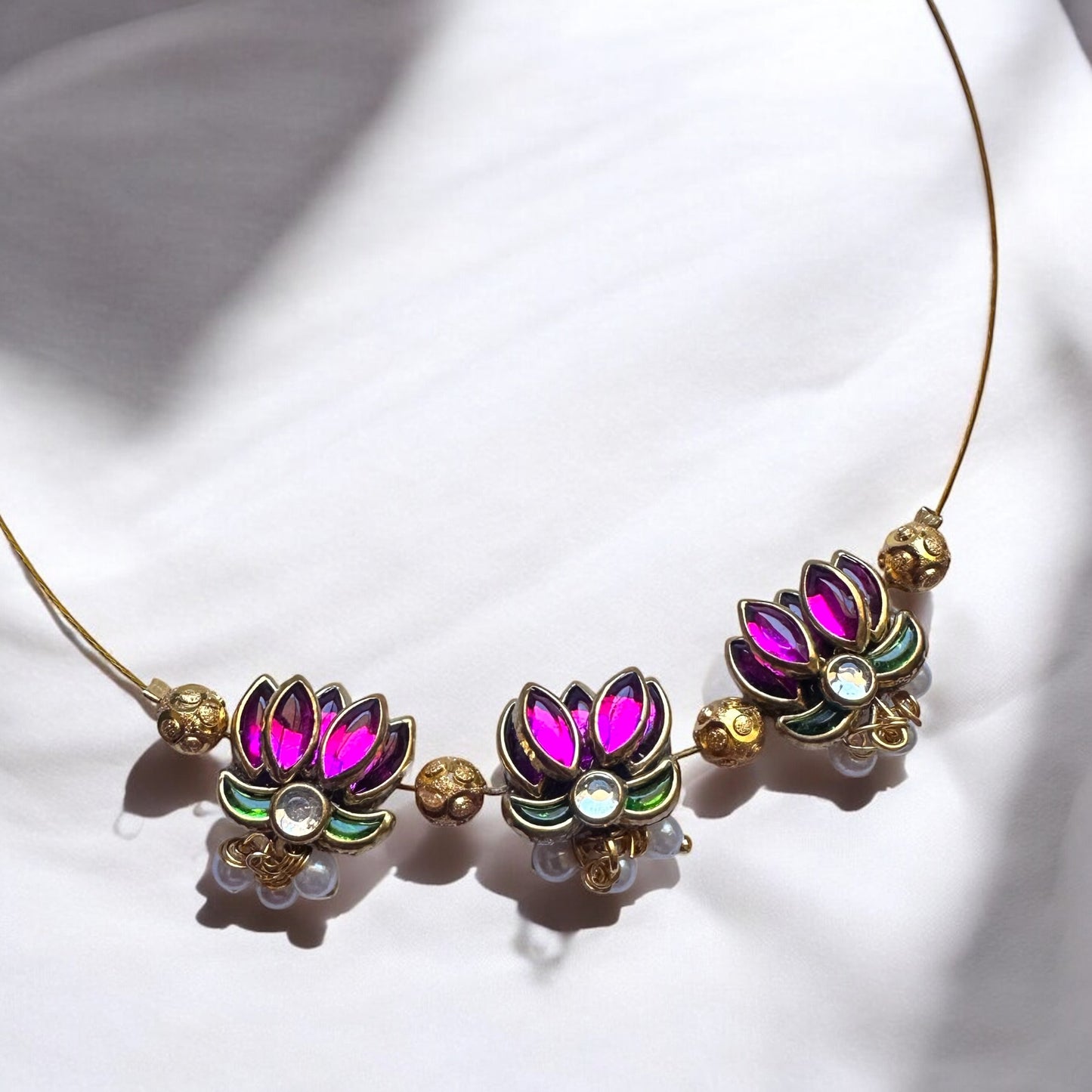 Mini Lotus Invisible Necklace - Kids size