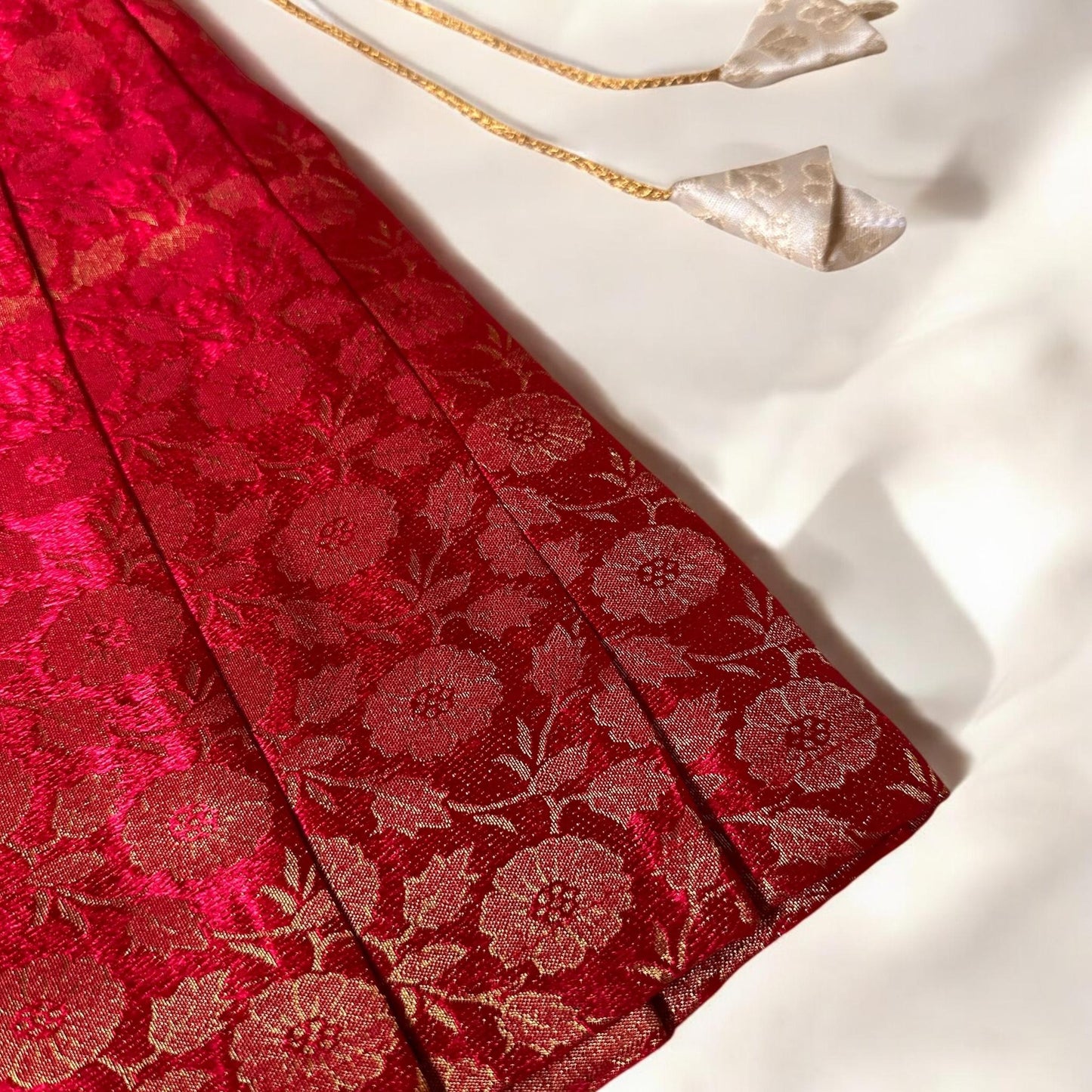 Brocade Floral Red and Ivory Set